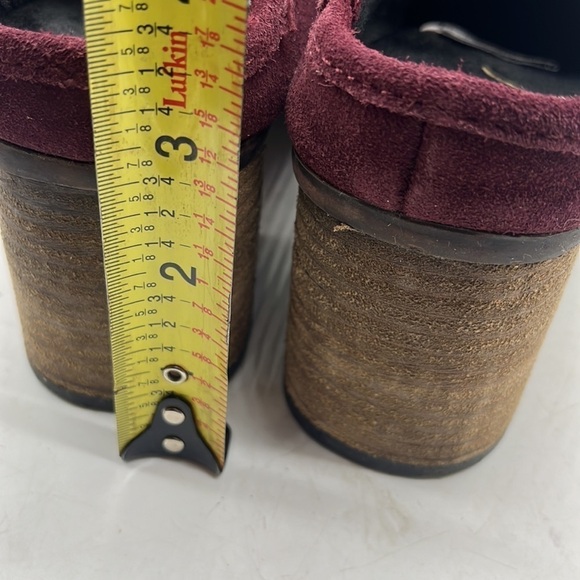 Bearpaw Wine Colored heeled suede slip on mule Size 10 CM4702E - Picture 7 of 9
